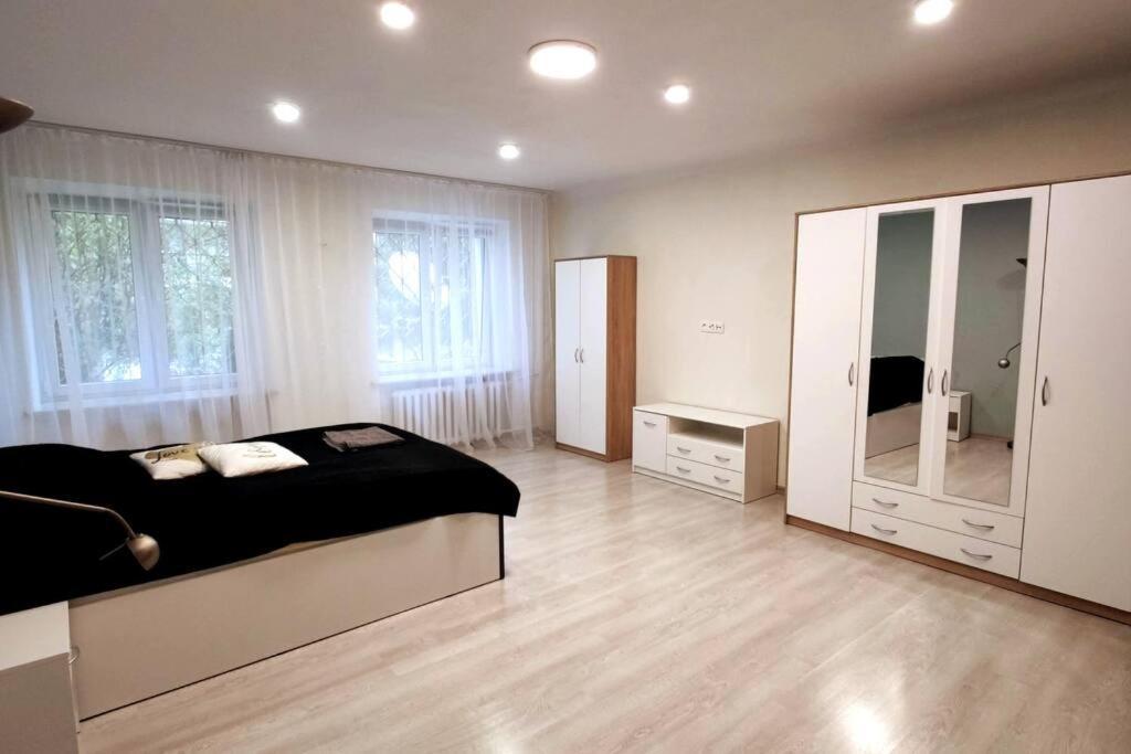 Two Room Apartment In A Prestigious Location Varšava Exteriér fotografie